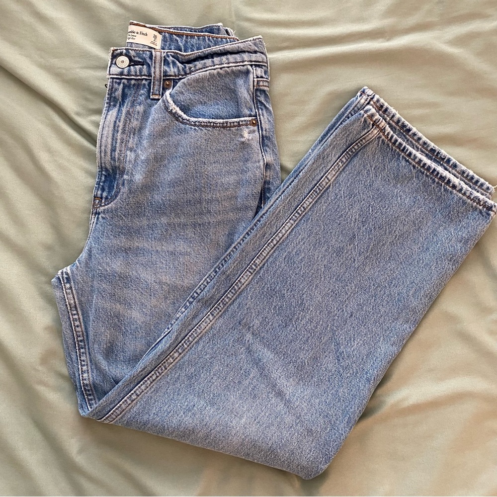 Abercrombie High Rose Loose Jean